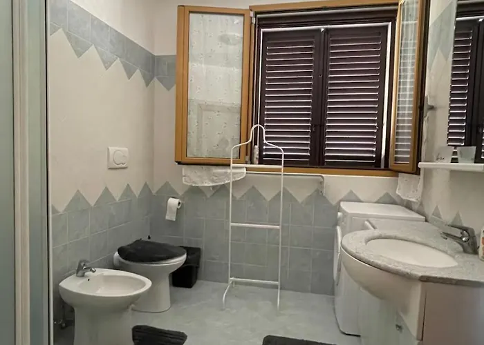 Maria Con Stanza Matrimoniale E Vicino Fiera 2